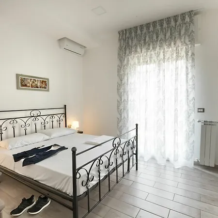 Opera Principe Umberto Guest house Naples