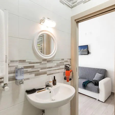 Opera Principe Umberto Pensionat 3*