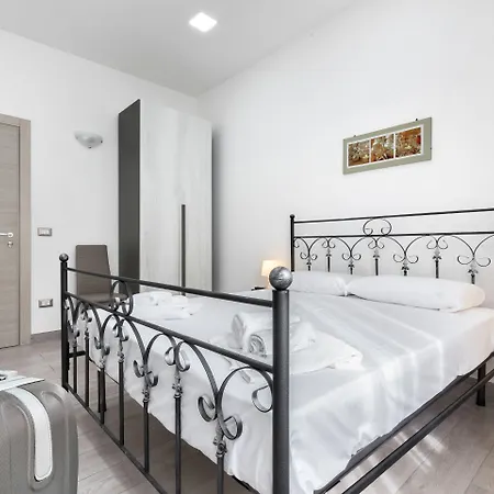 Pensionat Opera Principe Umberto Neapel